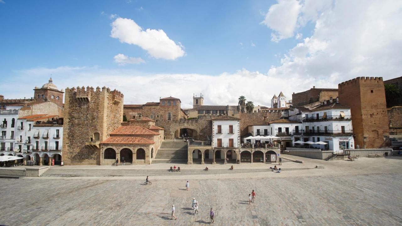 Apartamentos Soho Boutique Plaza Mayor Caces Exterior foto